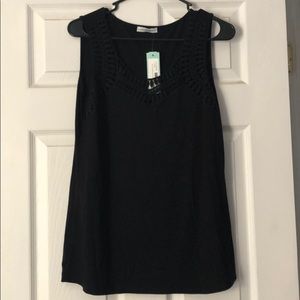 Sleeveless black Crochet Lace knit top